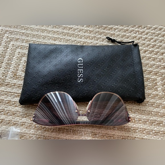 Guess sunglasses - Picture 2 of 16